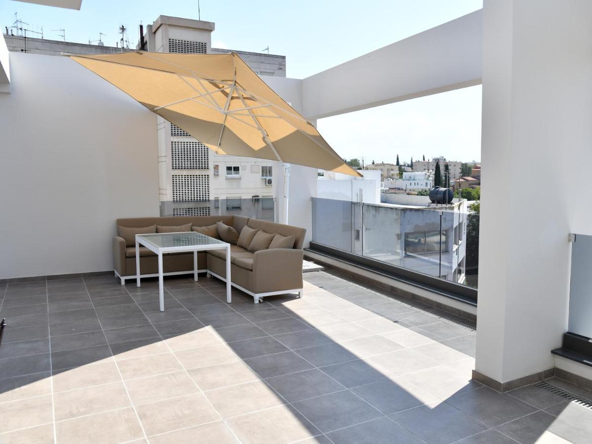 Baz Tower Aparthotel Никозия Екстериор снимка