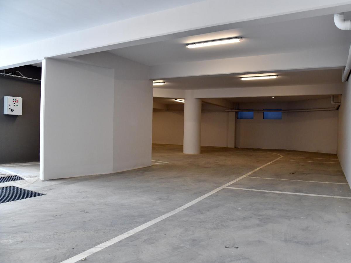 Baz Tower Aparthotel Никозия Екстериор снимка